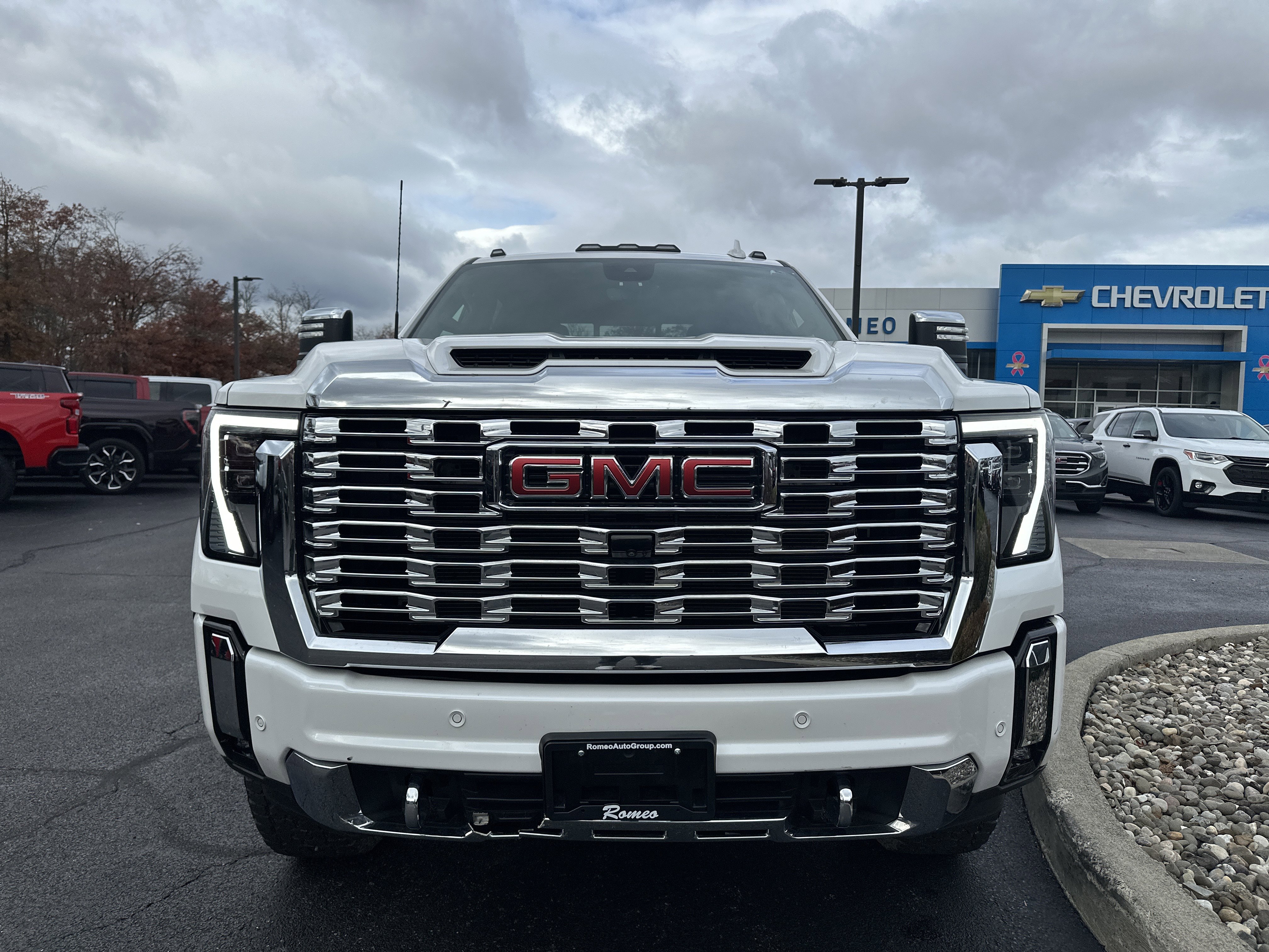 Certified 2024 GMC Sierra 2500 Denali w/ Denali Reserve Package image 2