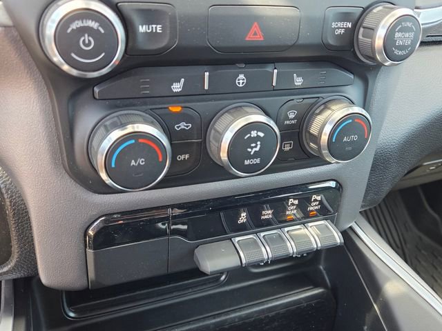 Used 2022 RAM 1500 Big Horn AWD/4WD image 22