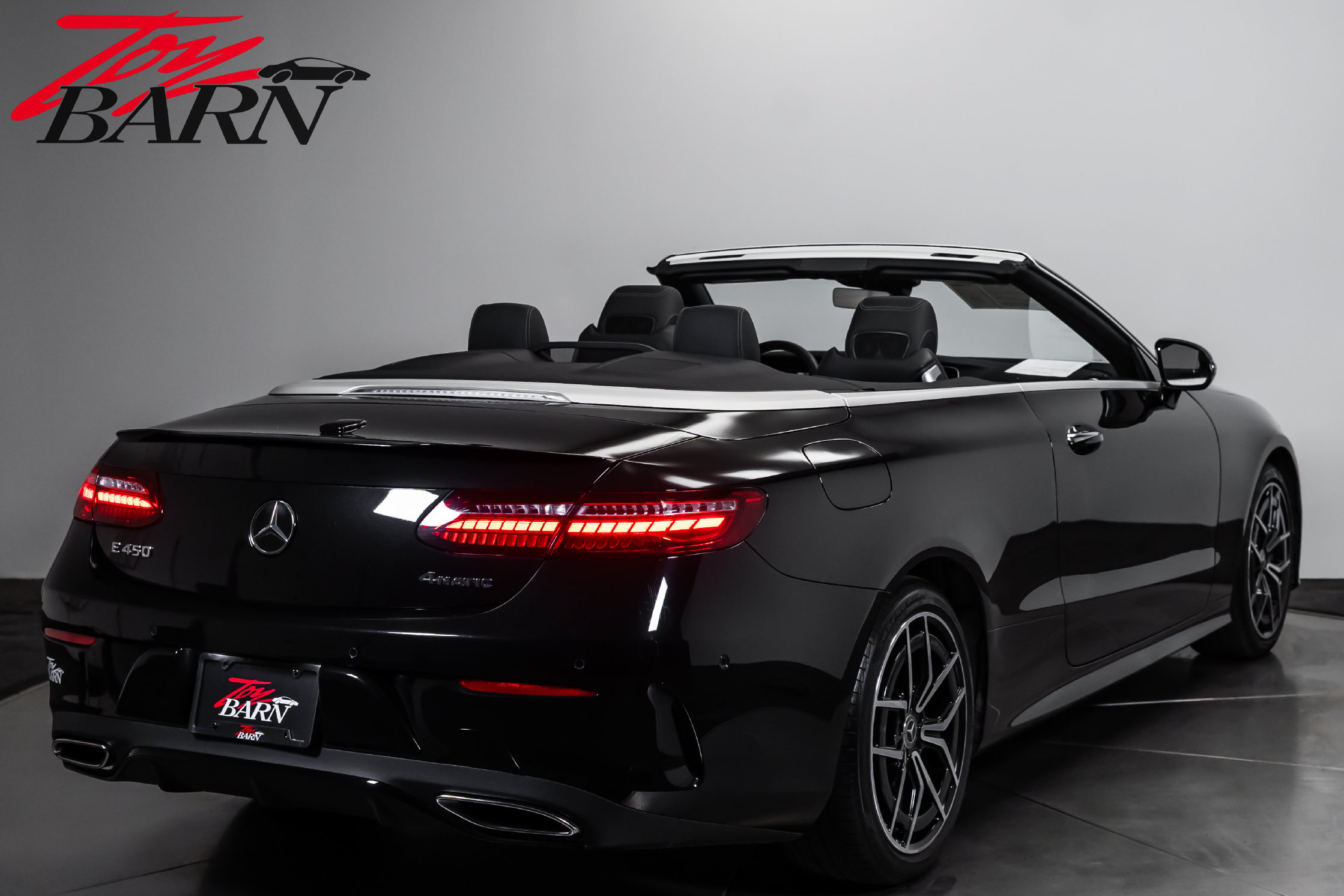 Used 2023 Mercedes-Benz E 450 4MATIC Cabriolet image 5