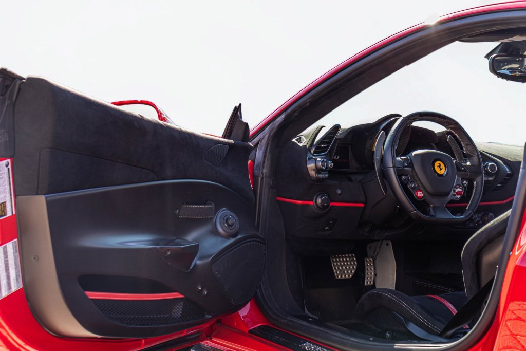 Certified 2019 Ferrari 488 Pista Coupe RWD image 35