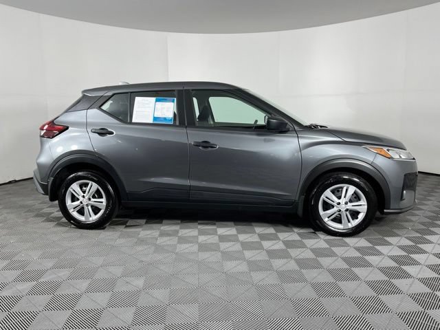 Certified 2025 Nissan Kicks Play S FWD image 12