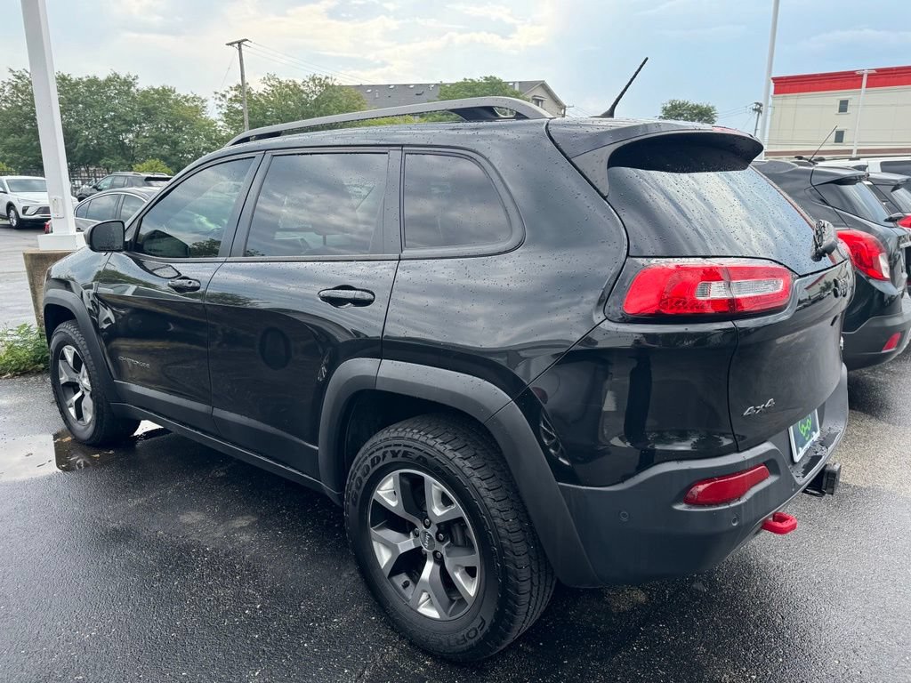 Used 2015 Jeep Cherokee Trailhawk w/ Comfort/Convenience Group AWD/4WD image 4