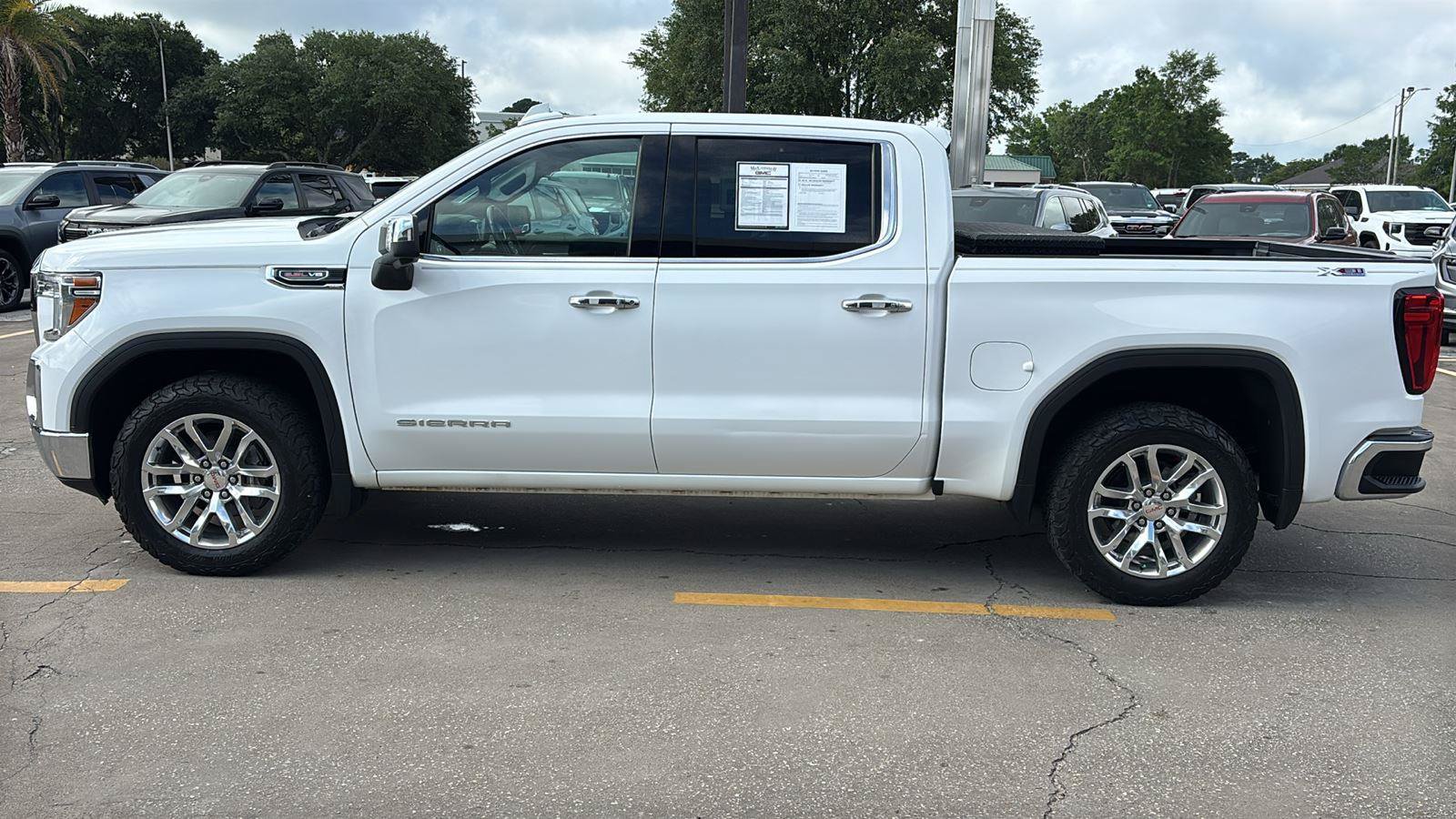 Used 2020 GMC Sierra 1500 SLT w/ SLT Premium Plus Package AWD/4WD image 4