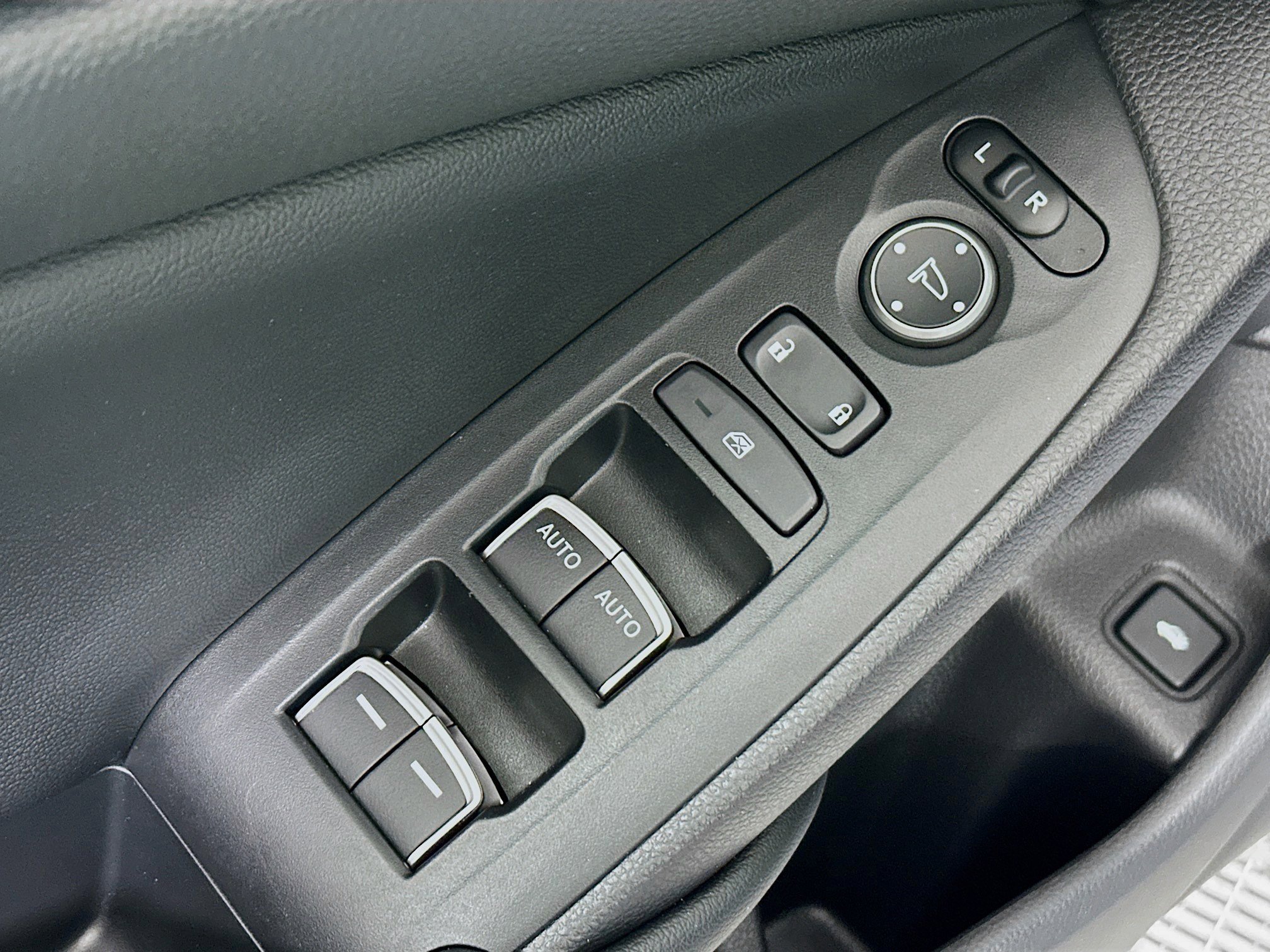 Used 2021 Honda Accord Sport image 13
