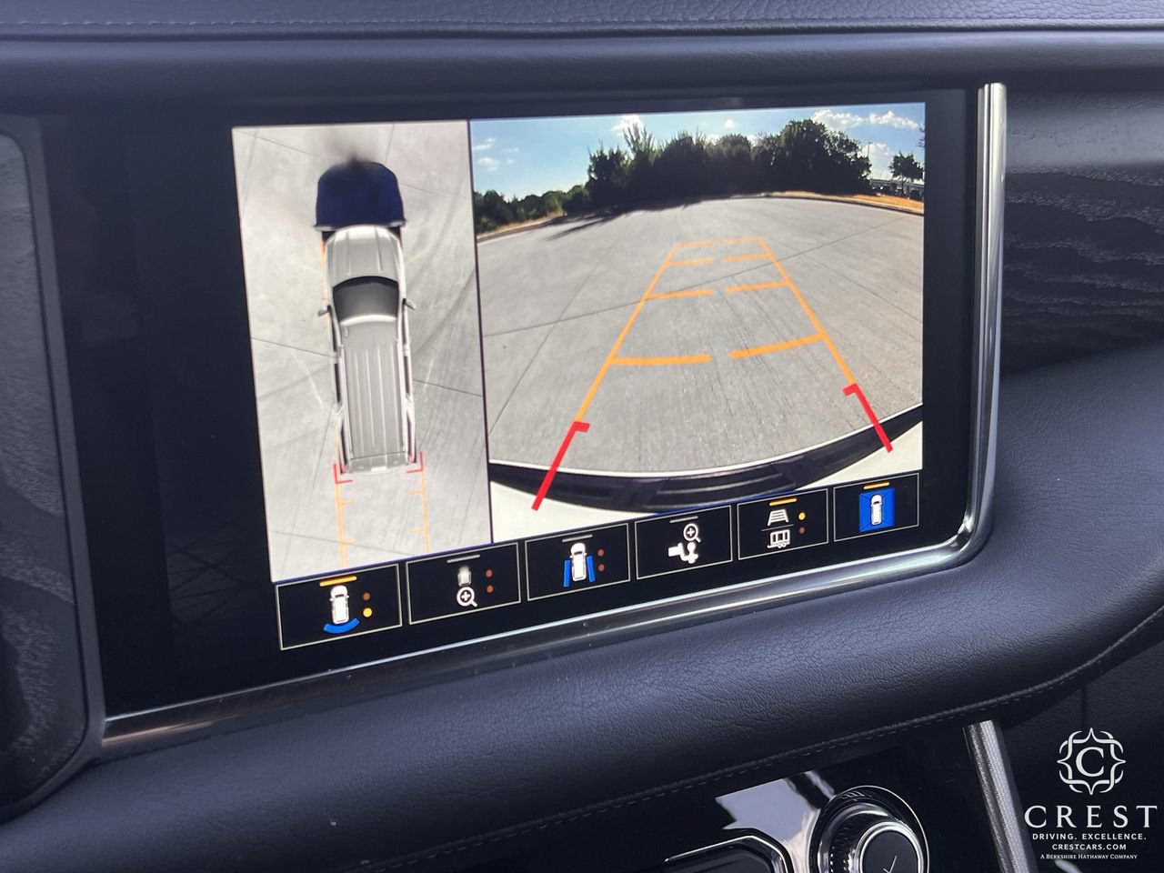 Used 2022 GMC Yukon Denali RWD image 19