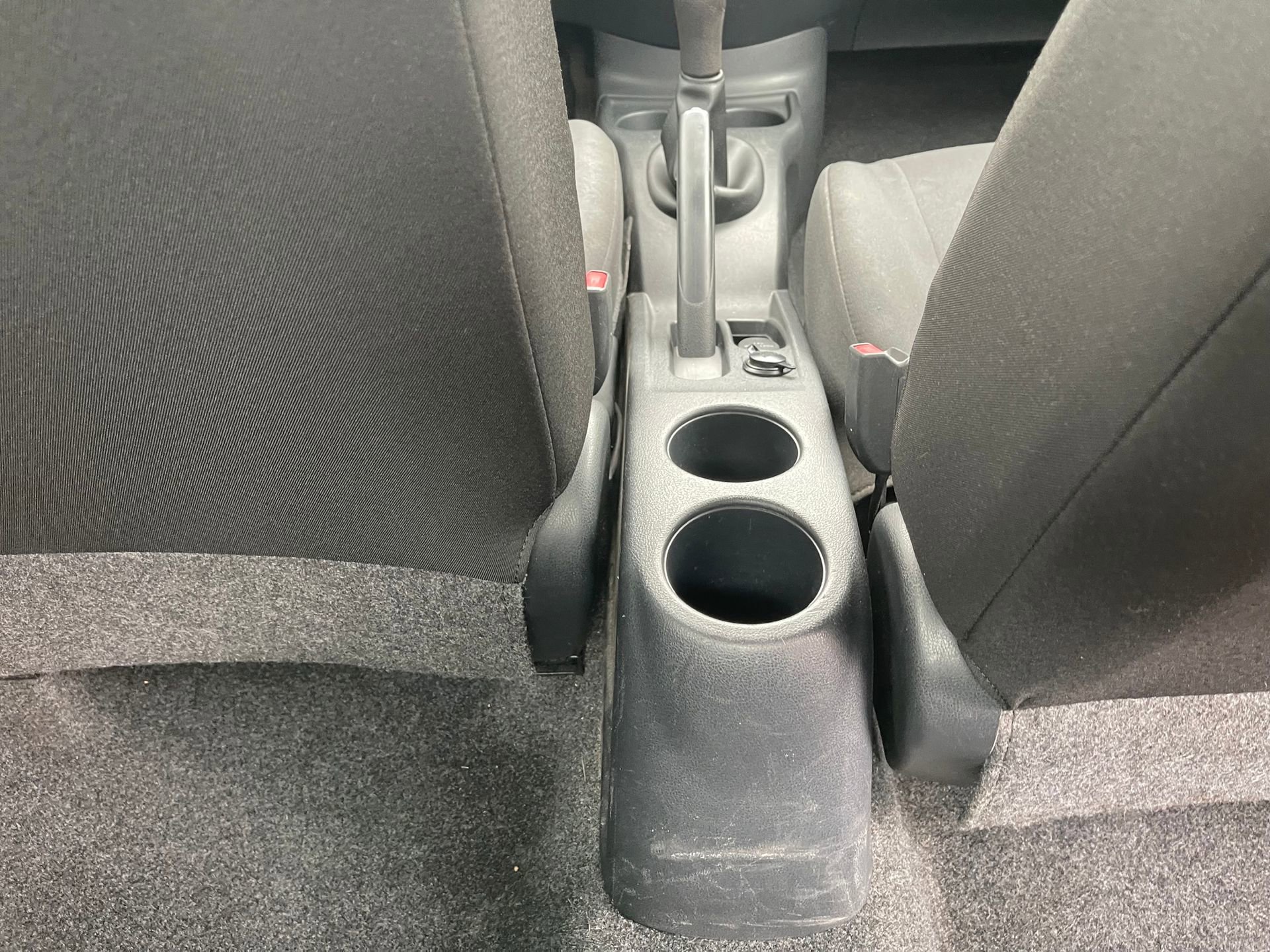 Used 2015 Nissan Versa S FWD image 26