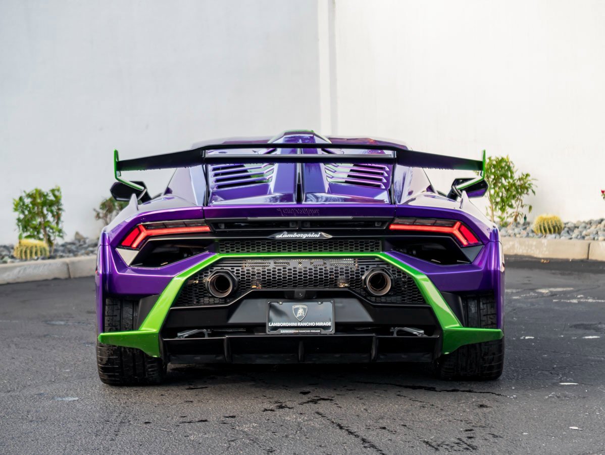 Used 2024 Lamborghini Huracan STO image 8