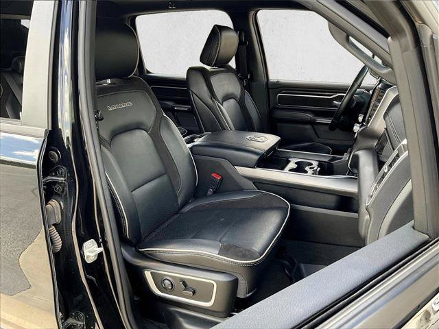 Used 2024 RAM 1500 Laramie AWD/4WD image 9