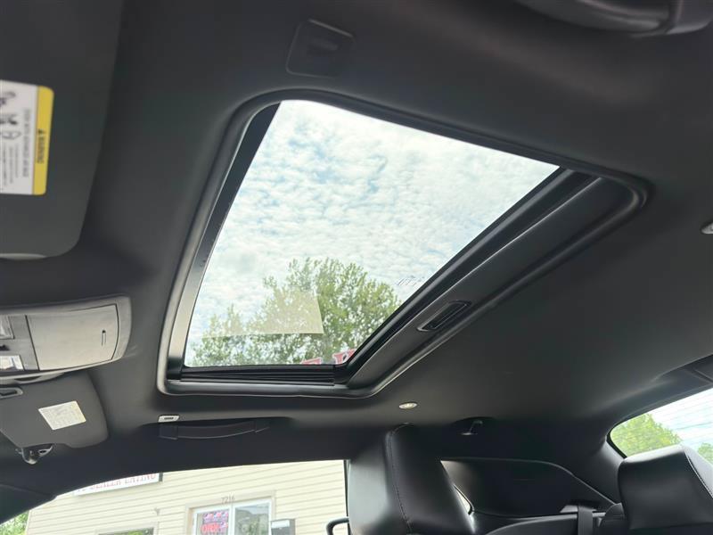 Used 2019 Dodge Challenger R/T Scat Pack w/ T/A Package RWD image 17