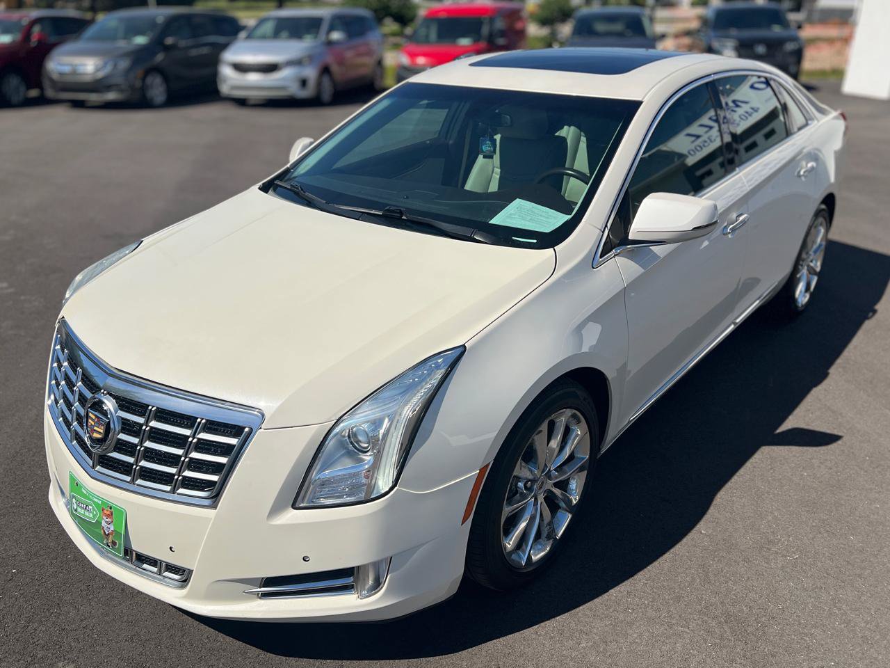 Used 2014 Cadillac XTS Luxury AWD/4WD image 2