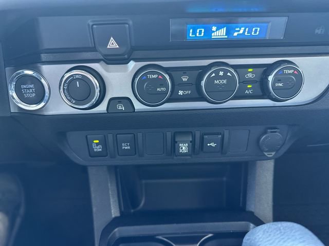 Used 2023 Toyota Tacoma SR5 w/ Technology Package AWD/4WD image 19