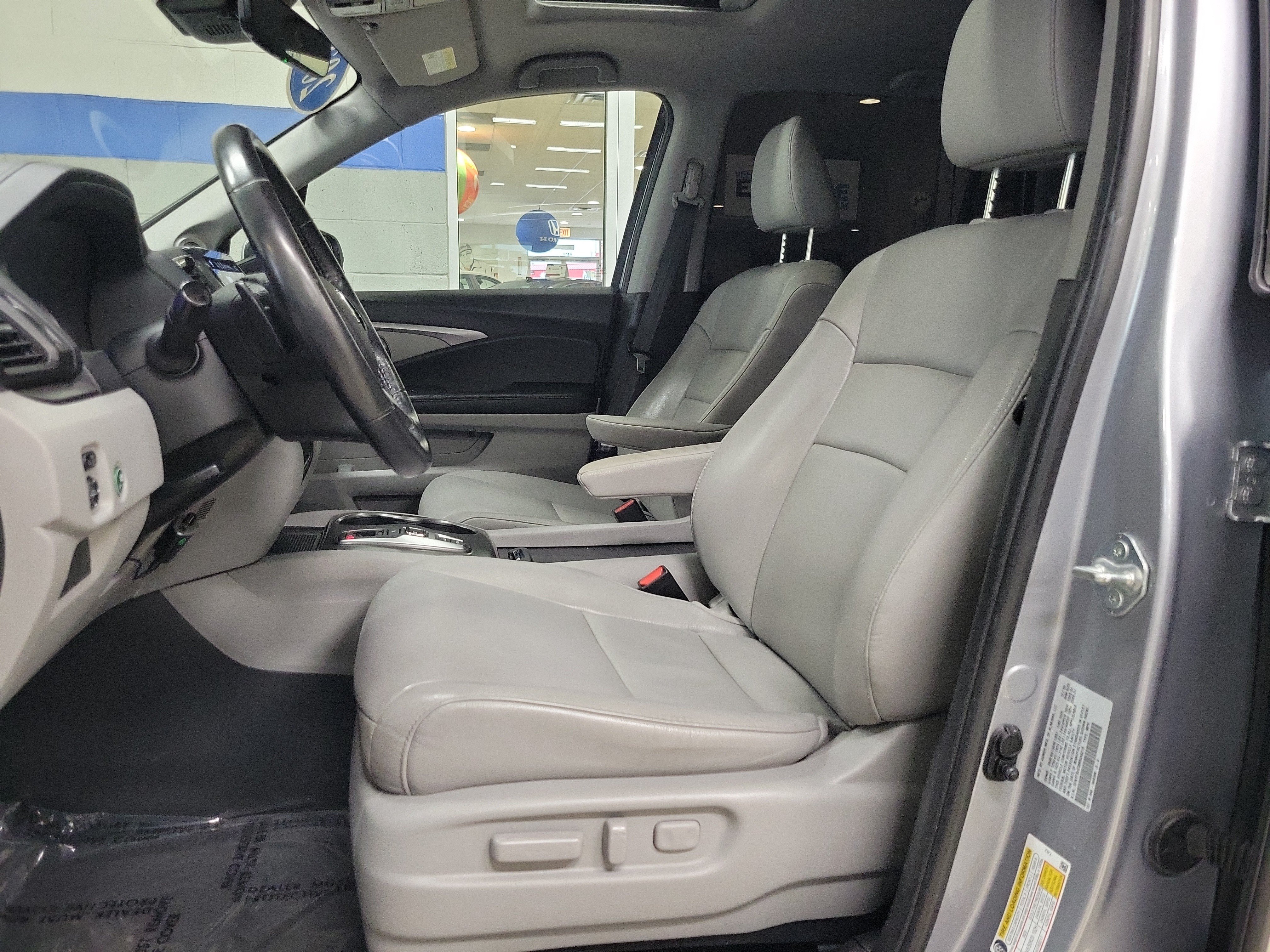 Used 2021 Honda Pilot Special Edition image 24