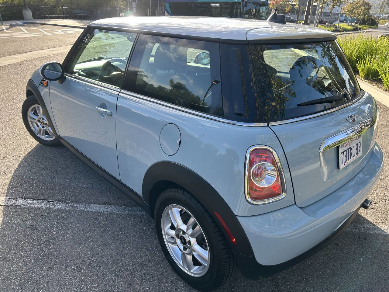 Used 2013 MINI Cooper Hardtop image 4