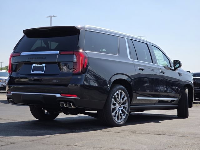 New 2026 GMC Yukon XL Denali w/ Denali Reserve Package AWD/4WD image 19