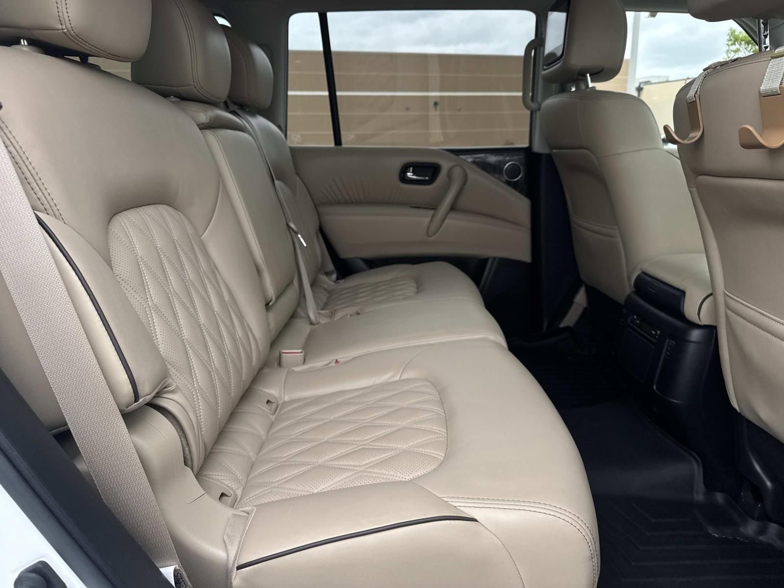 Used 2022 Nissan Armada Platinum RWD image 11
