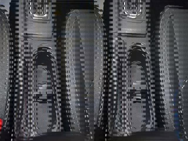 Used 2018 Subaru Forester 2.5i Touring w/ Popular Package #2 image 18