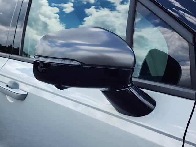 Certified 2025 Kia Carnival SX Prestige FWD image 12