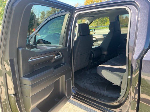Used 2024 Chevrolet Silverado 1500 LT w/ Protection Package AWD/4WD image 16