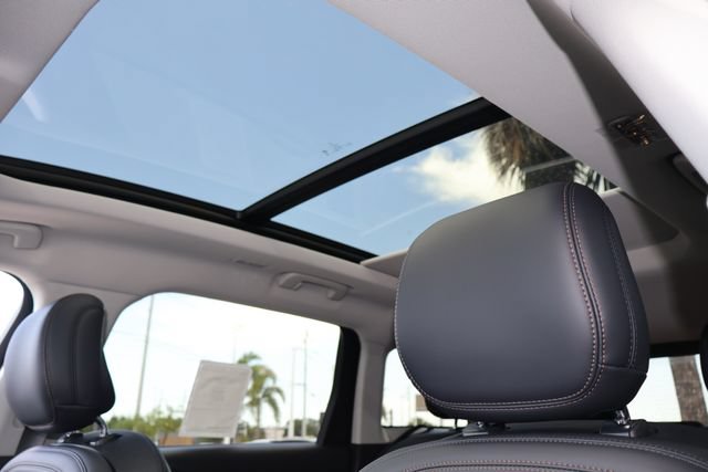 New 2026 Lincoln Nautilus Premier w/ Equipment Group 102A AWD/4WD image 28