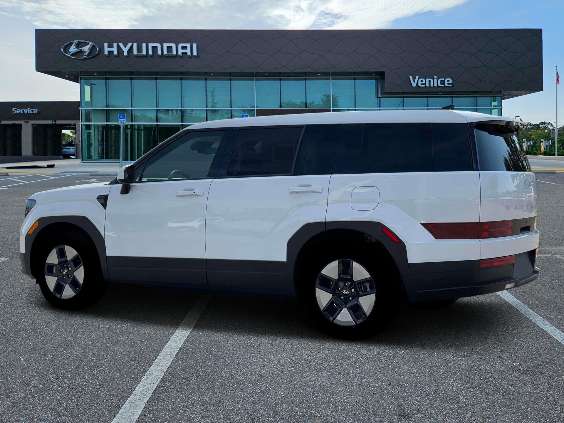 New 2026 Hyundai Santa Fe SE FWD image 4