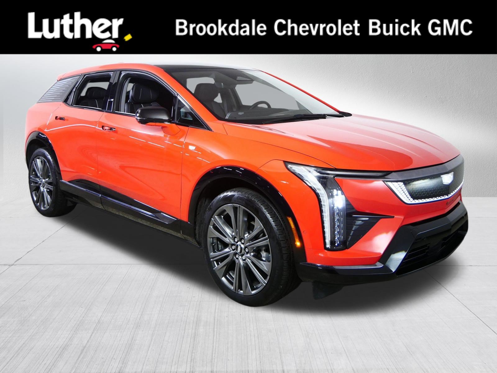 Used 2025 Cadillac Optiq Sport 2 AWD/4WD image 1