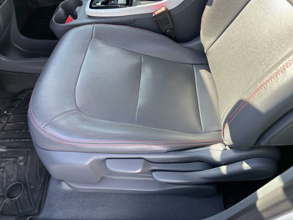 Used 2017 Chevrolet Bolt Premier w/ Infotainment Package image 19