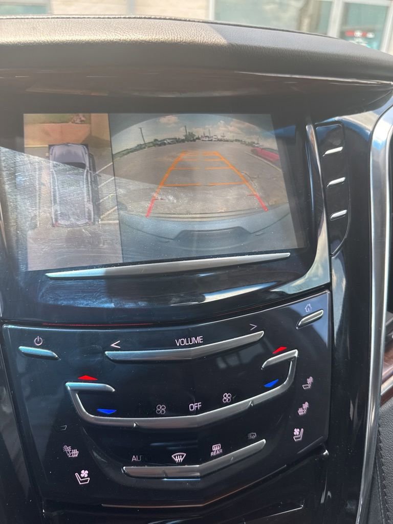 Used 2016 Cadillac Escalade Luxury RWD image 25