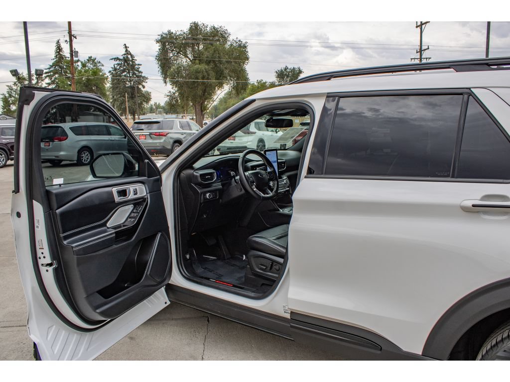 Used 2022 Ford Explorer ST w/ Equipment Group 401A AWD/4WD image 25