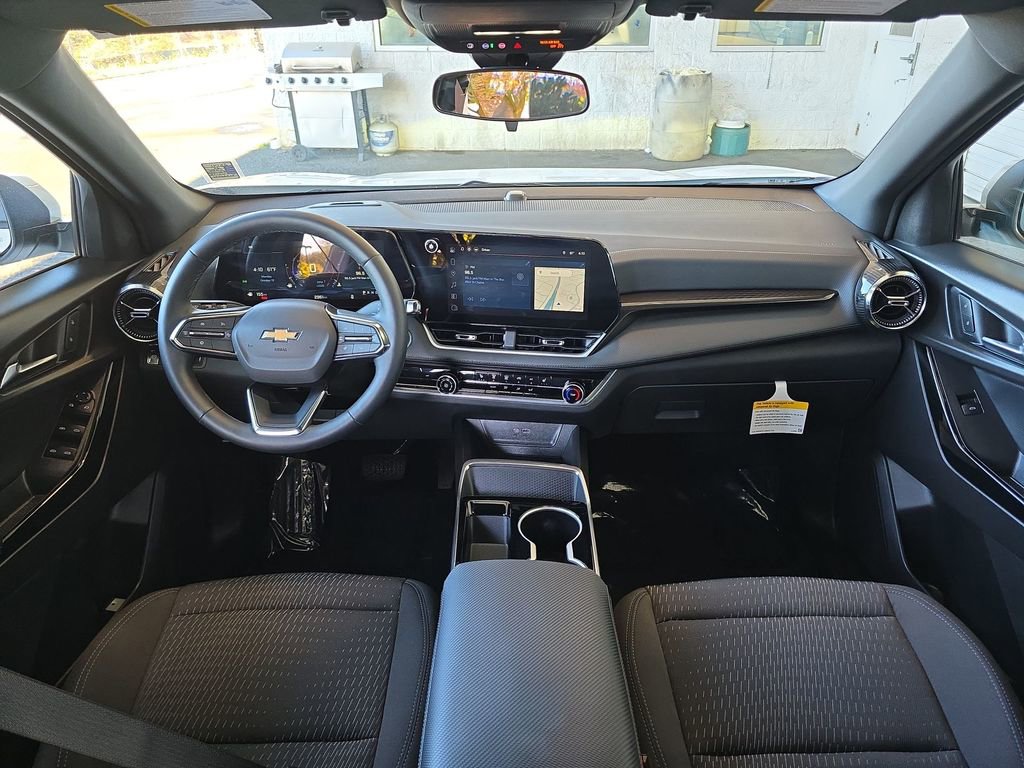 New 2025 Chevrolet Equinox LT image 21