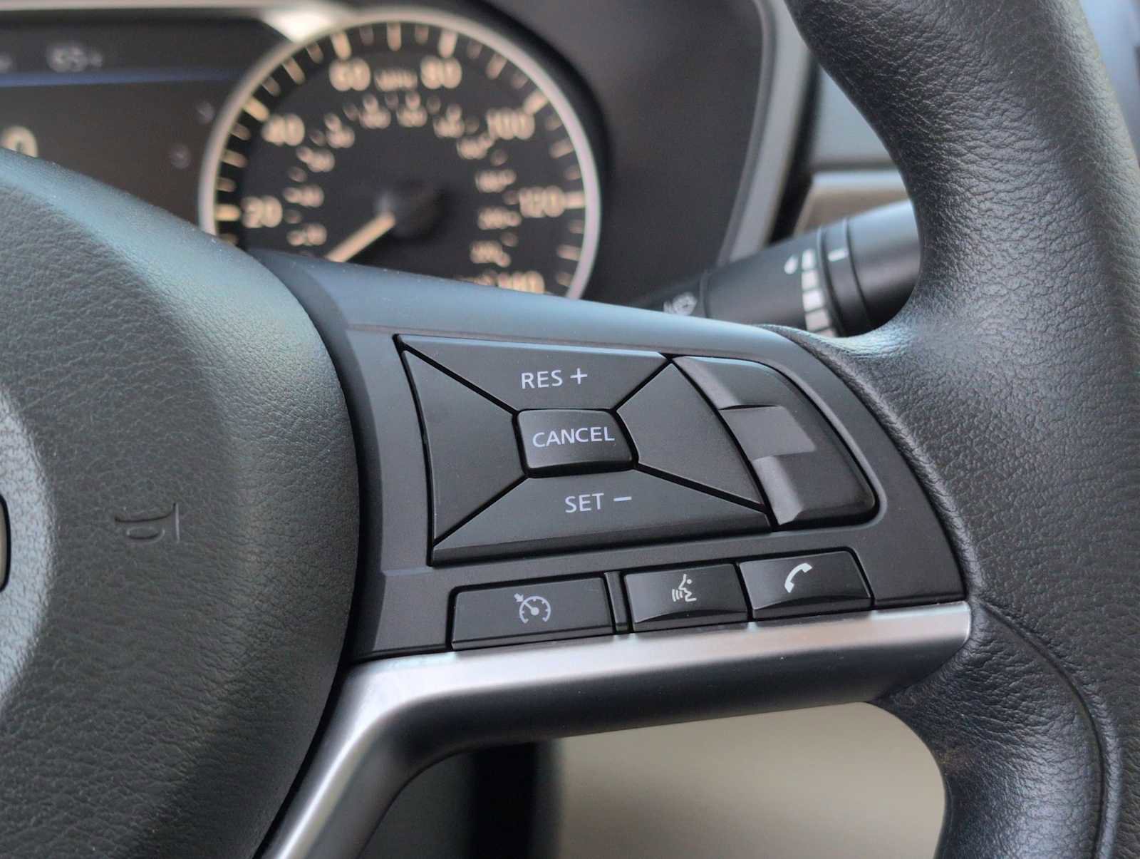 Used 2024 Nissan Altima 2.5 SV image 23