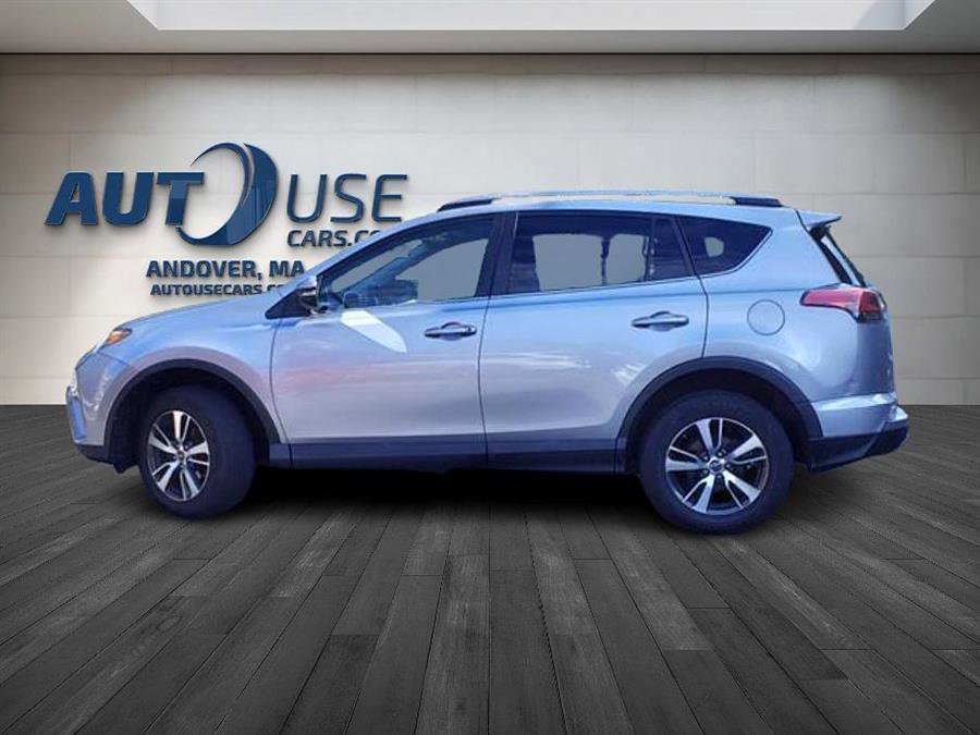 Used 2018 Toyota RAV4 XLE image 8