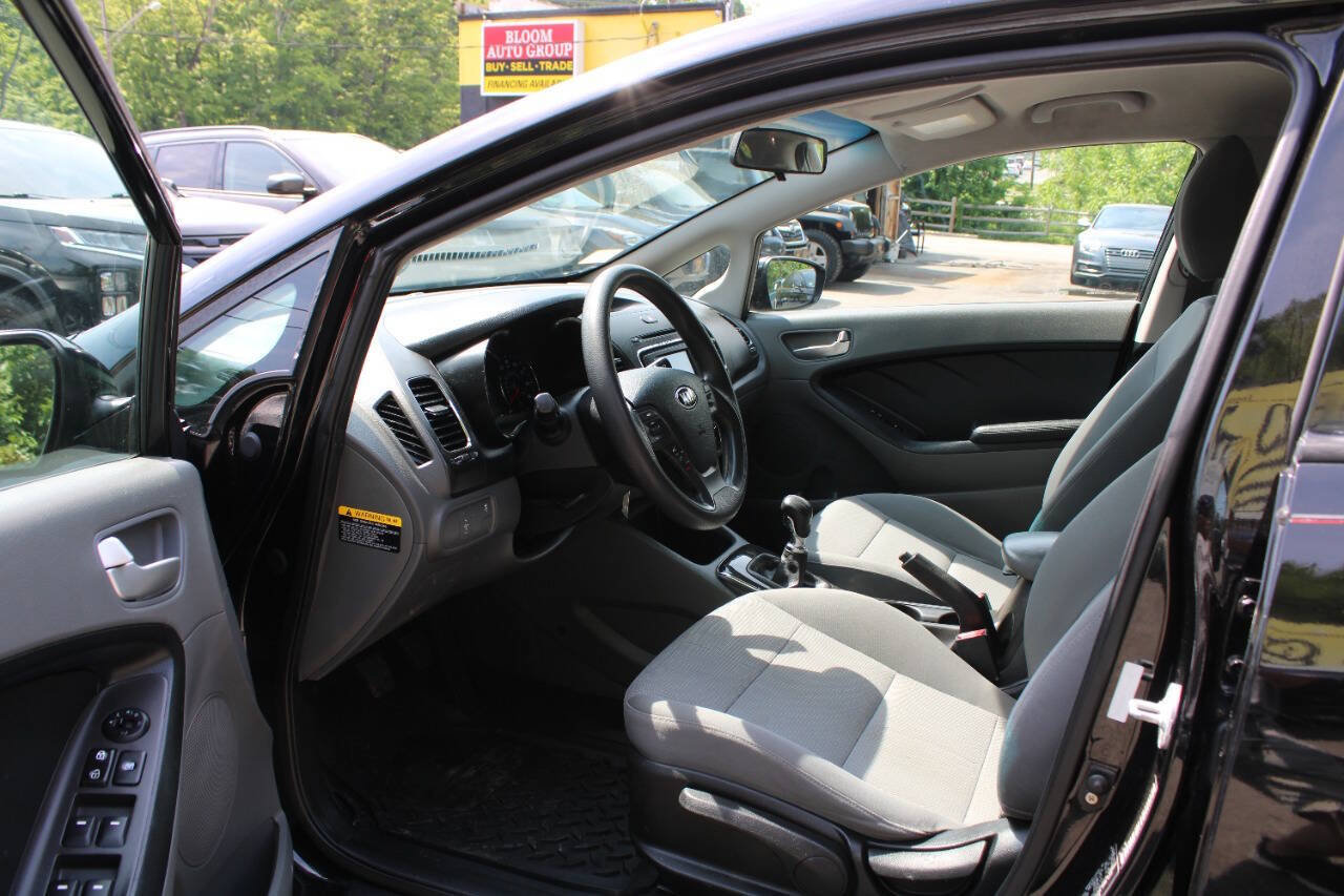 Used 2017 Kia Forte LX FWD image 22