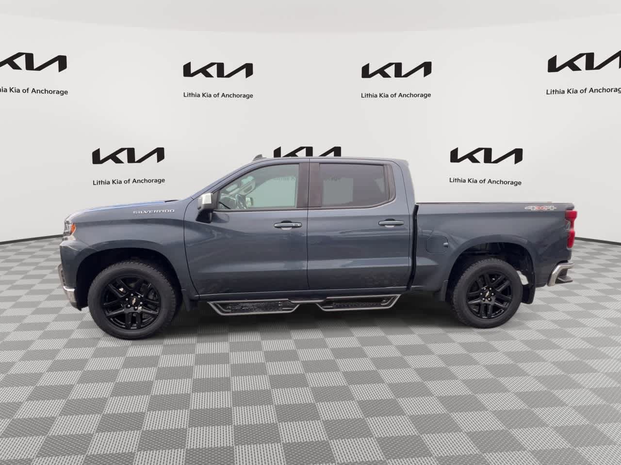 Used 2021 Chevrolet Silverado 1500 LT AWD/4WD image 5