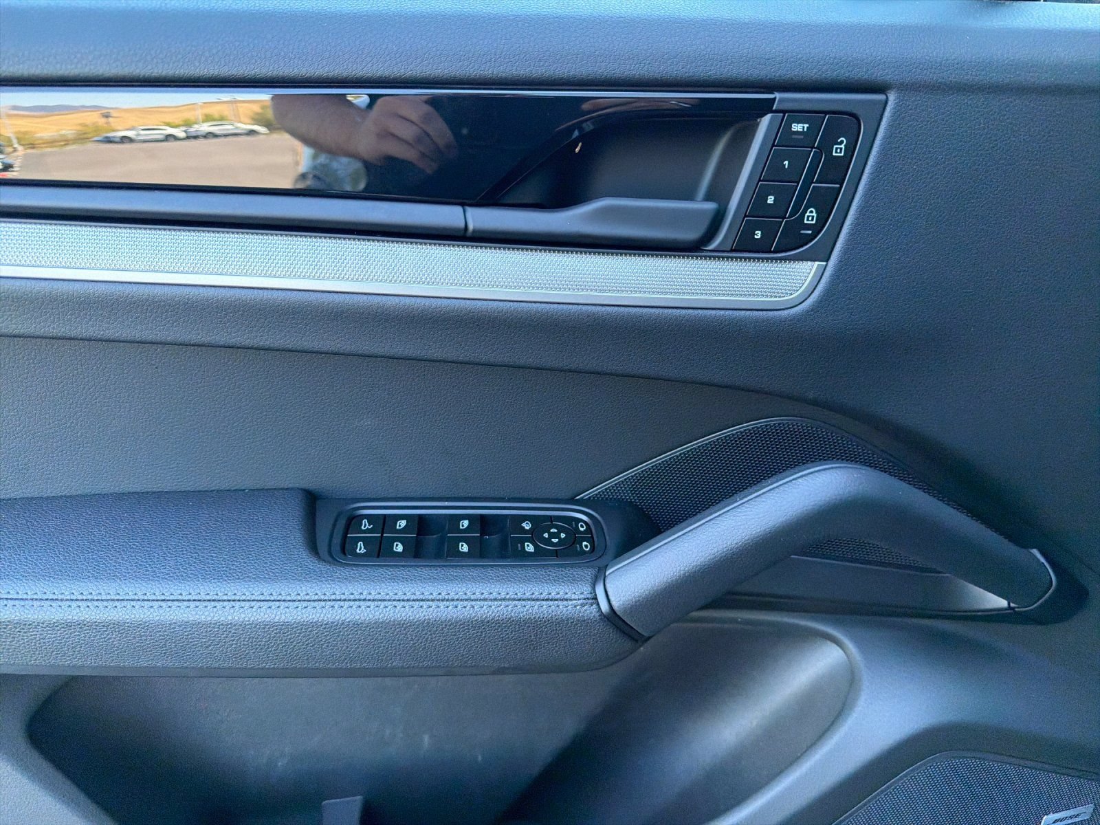 Certified 2026 Porsche Cayenne Coupe AWD/4WD image 13
