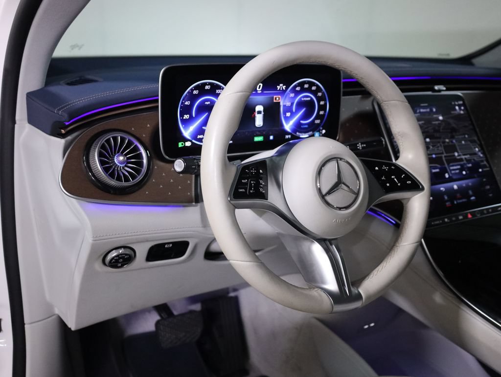 Certified 2023 Mercedes-Benz EQE 500 4MATIC SUV image 33