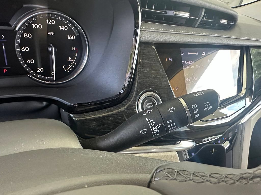 Used 2021 Cadillac XT6 Premium Luxury AWD/4WD image 21