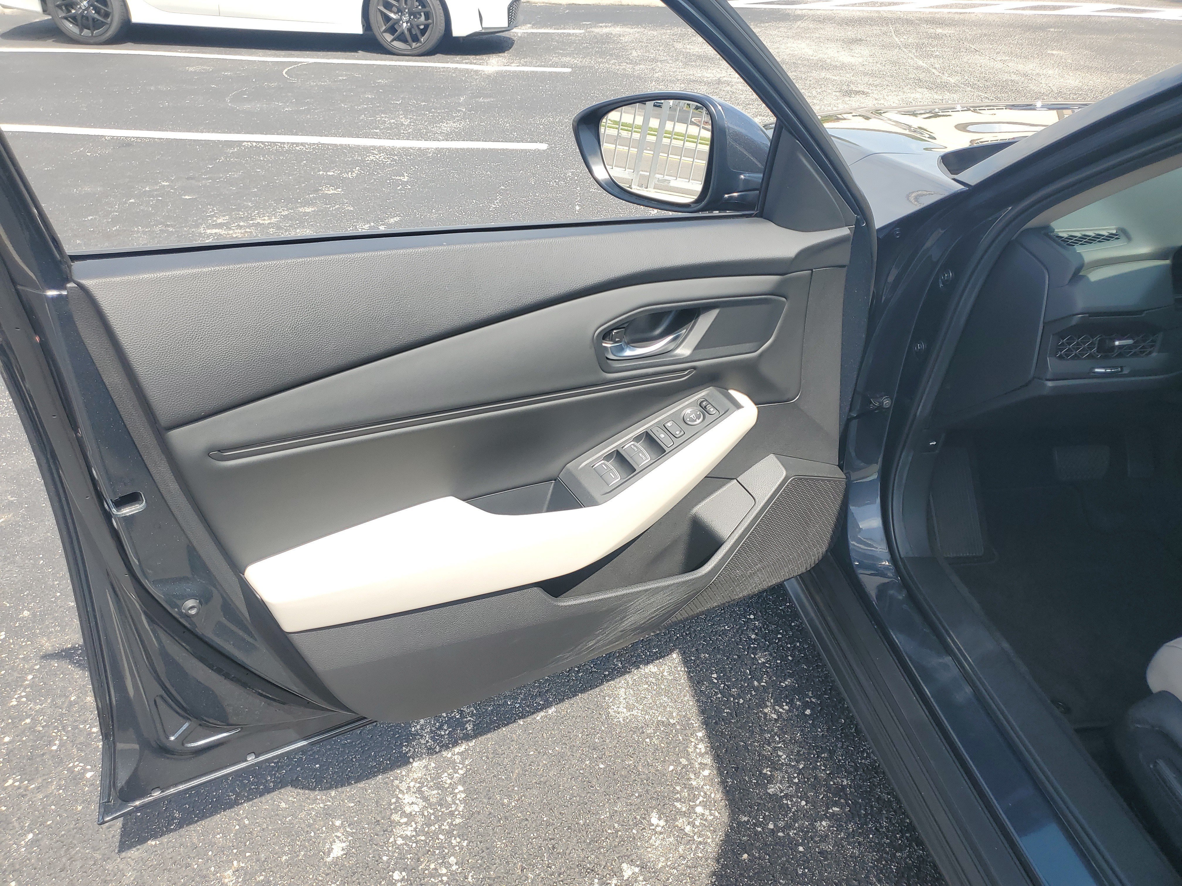 Used 2024 Honda Accord EX image 22