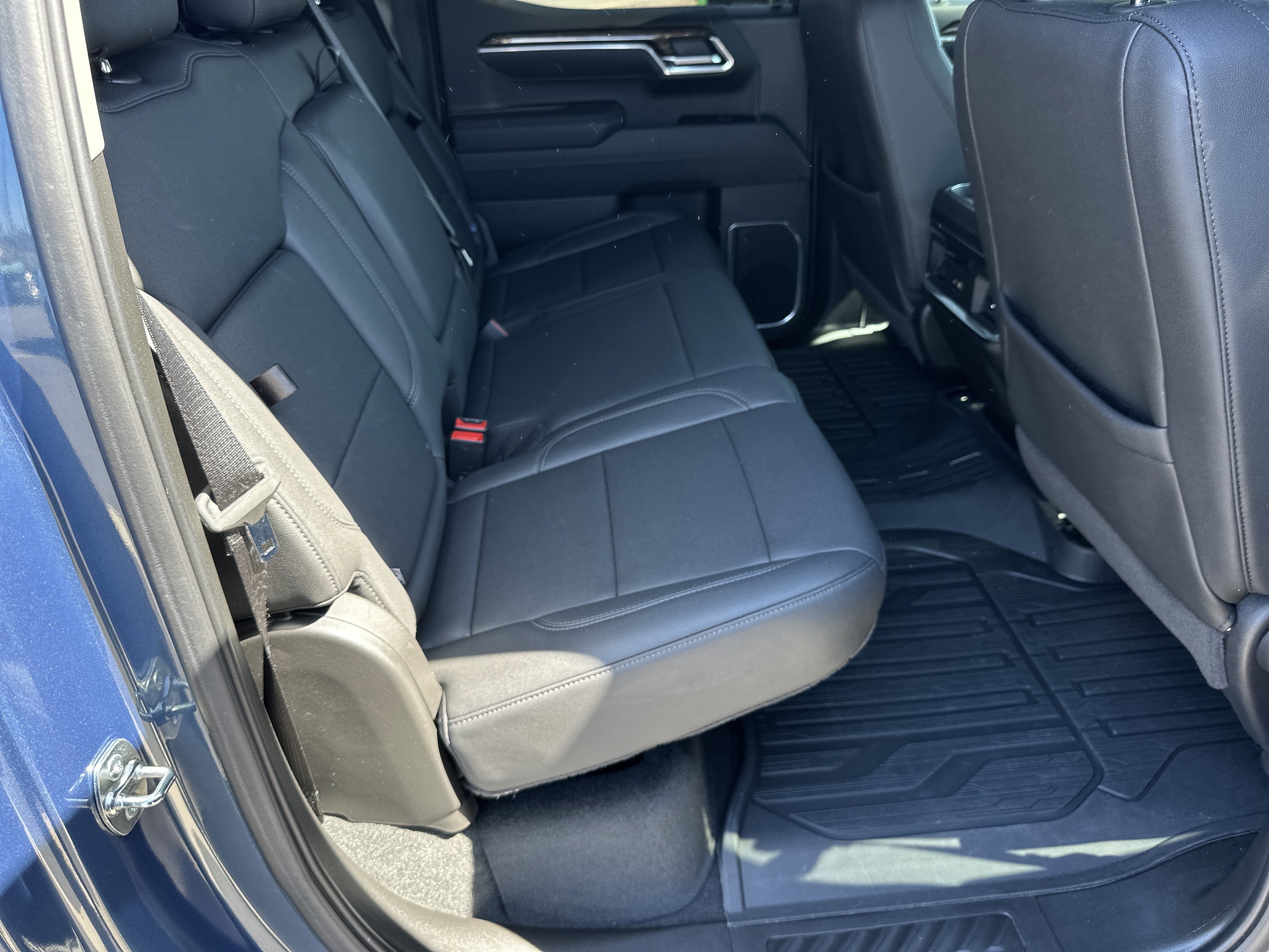 Certified 2025 GMC Sierra 1500 Elevation w/ Elevation Premium Package image 16