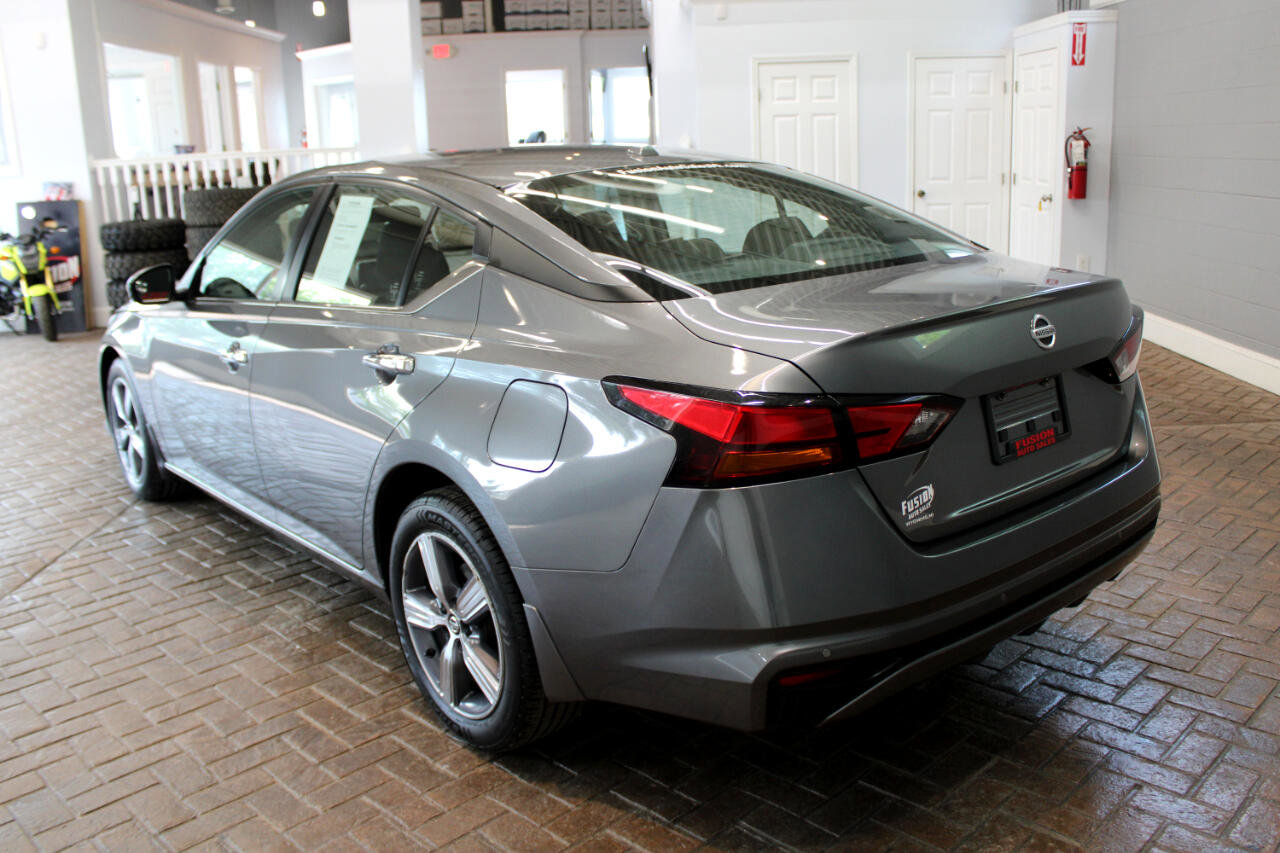 Used 2022 Nissan Altima 2.5 image 5