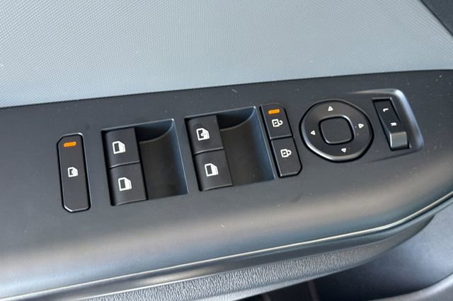 New 2026 Kia K4 LXS image 13