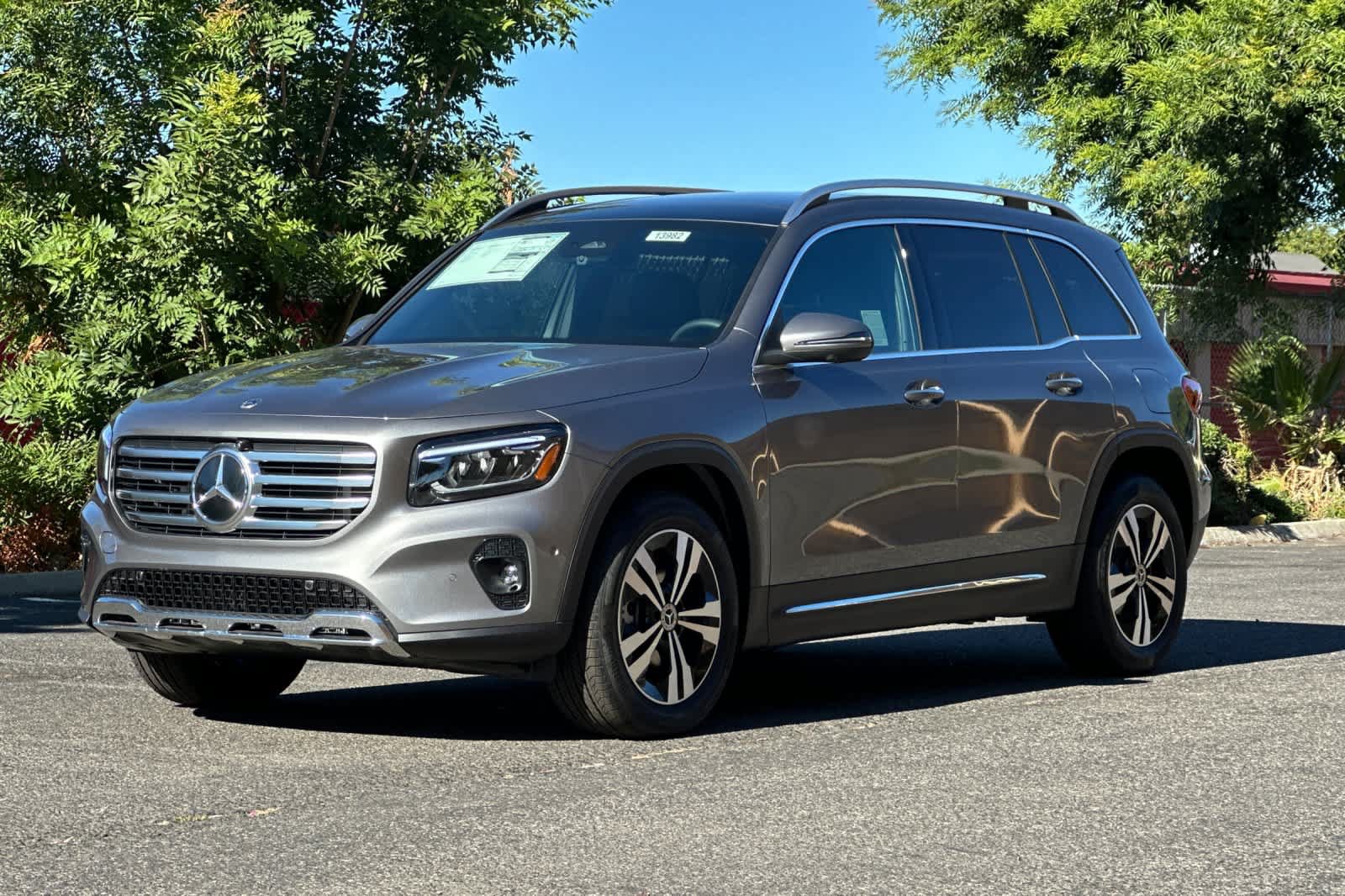 New 2026 Mercedes-Benz GLB 250 image 7