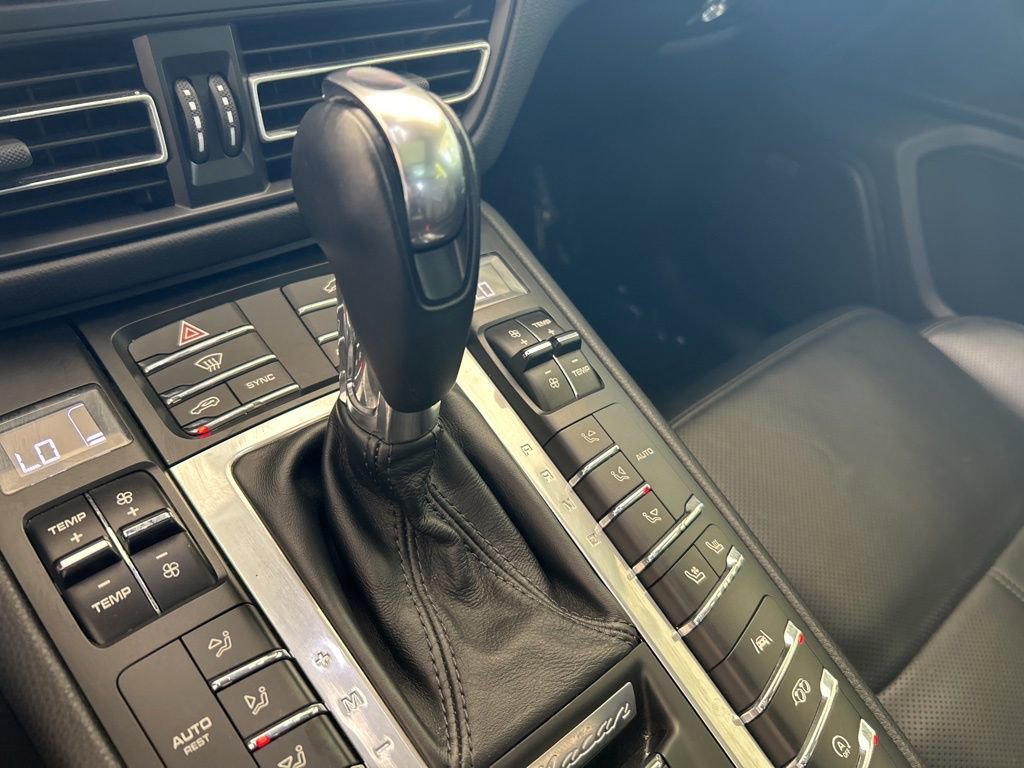 Used 2021 Porsche Macan GTS w/ Premium Package Plus (PF9) image 8