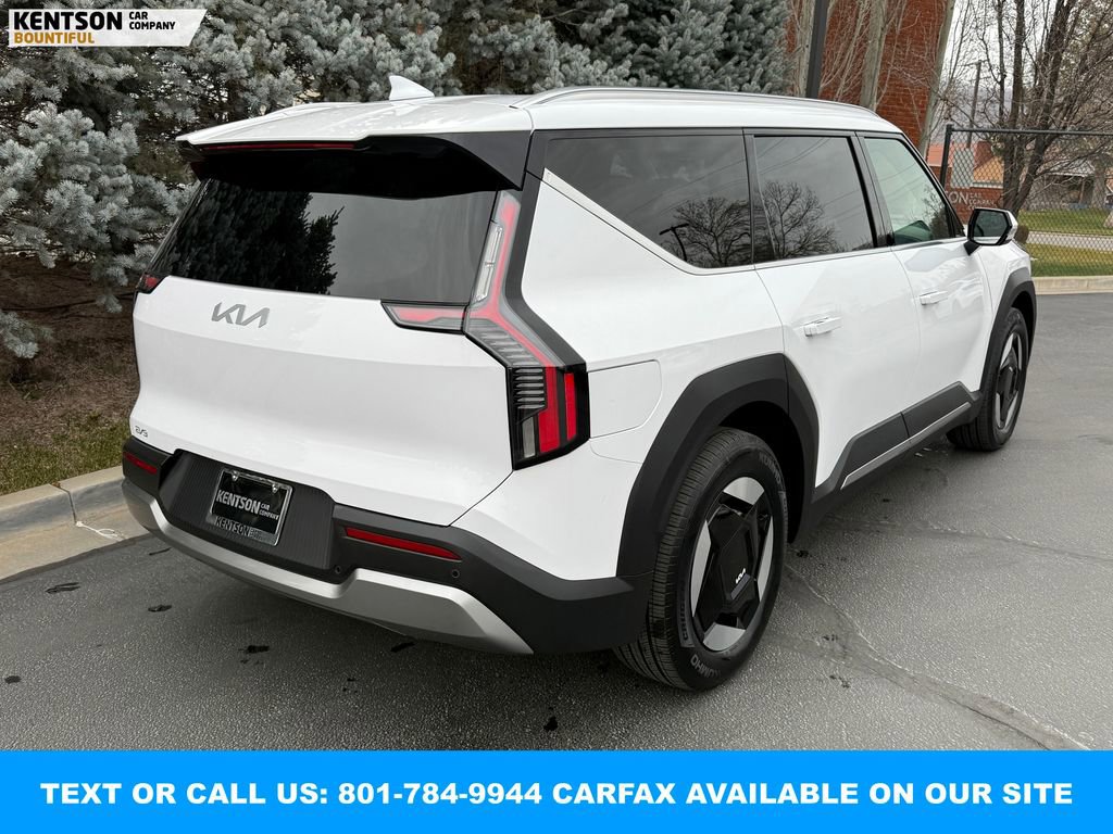Used 2025 Kia EV9 Wind image 8
