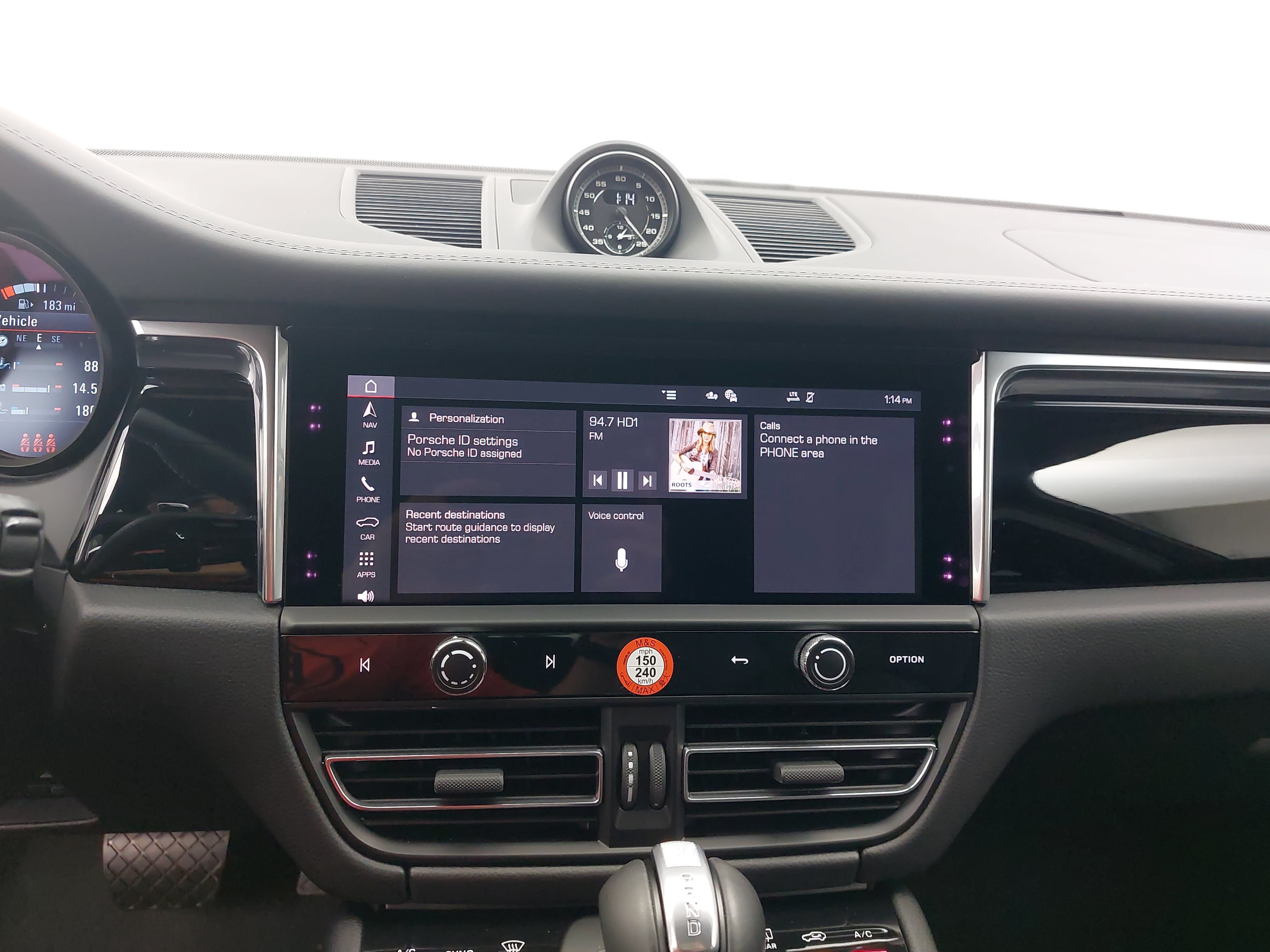 Certified 2026 Porsche Macan Turbo AWD/4WD image 22