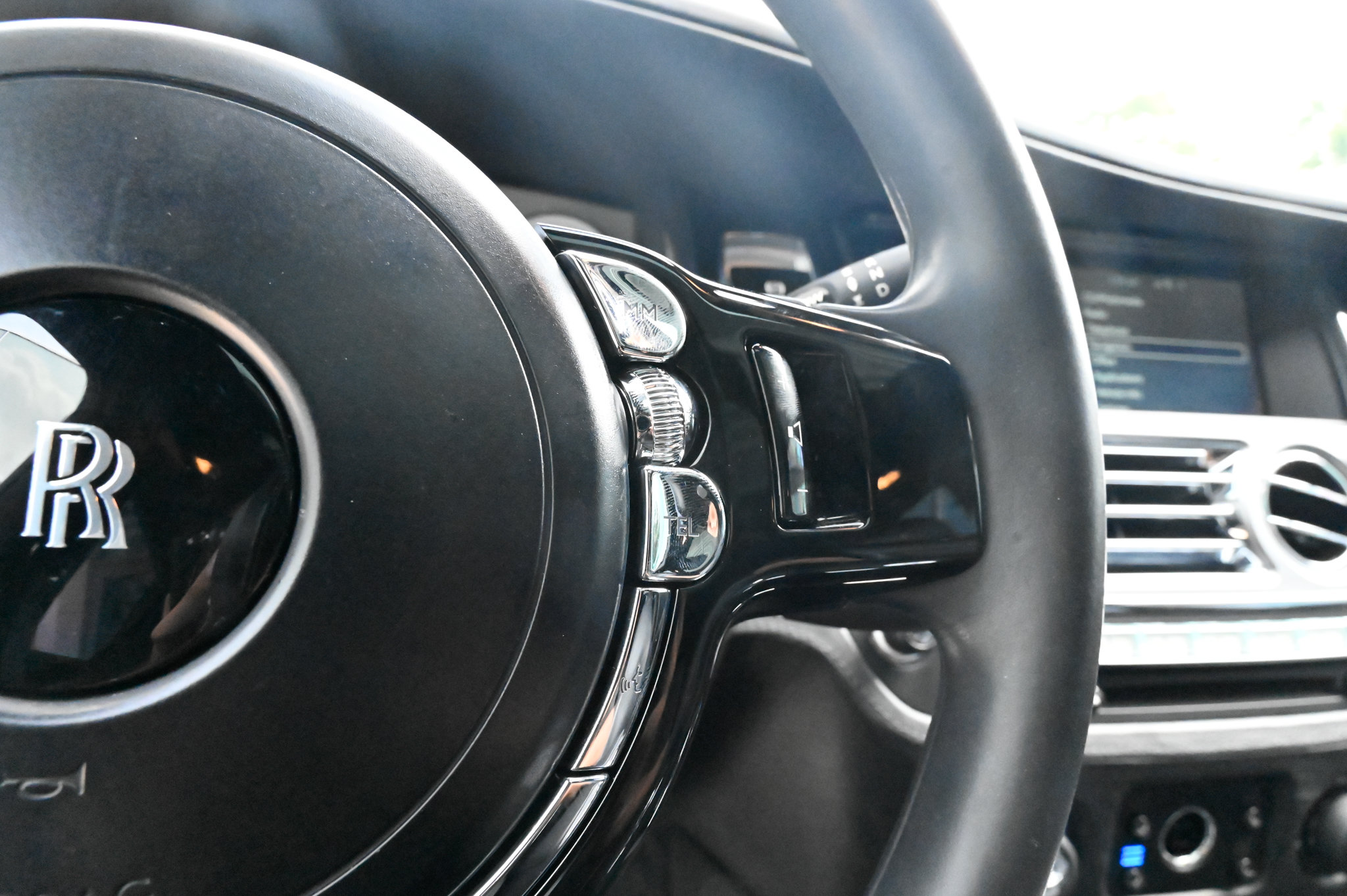 Used 2013 Rolls-Royce Ghost RWD image 38