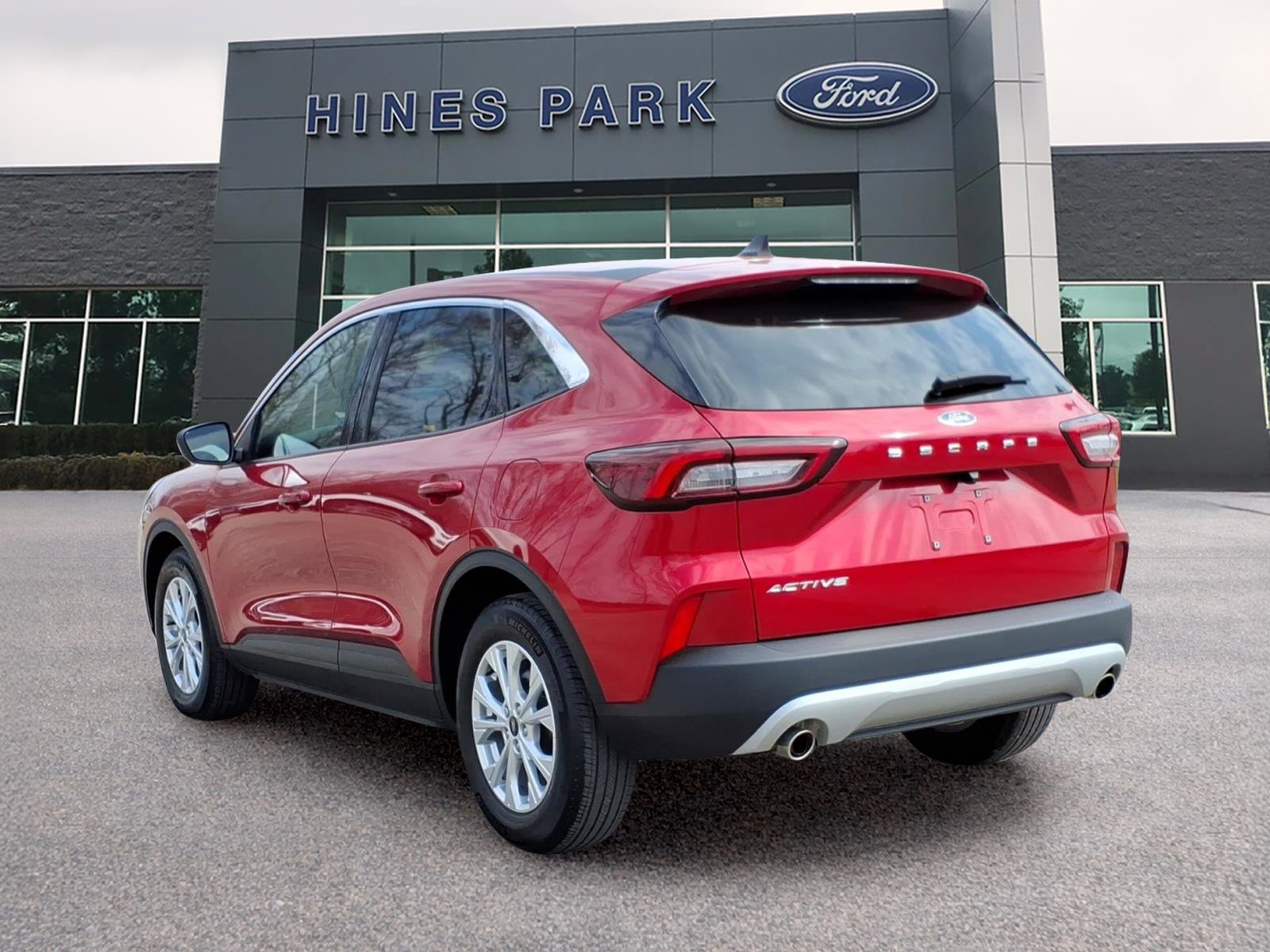 Certified 2023 Ford Escape Active w/ Cold Weather Package FWD image 5