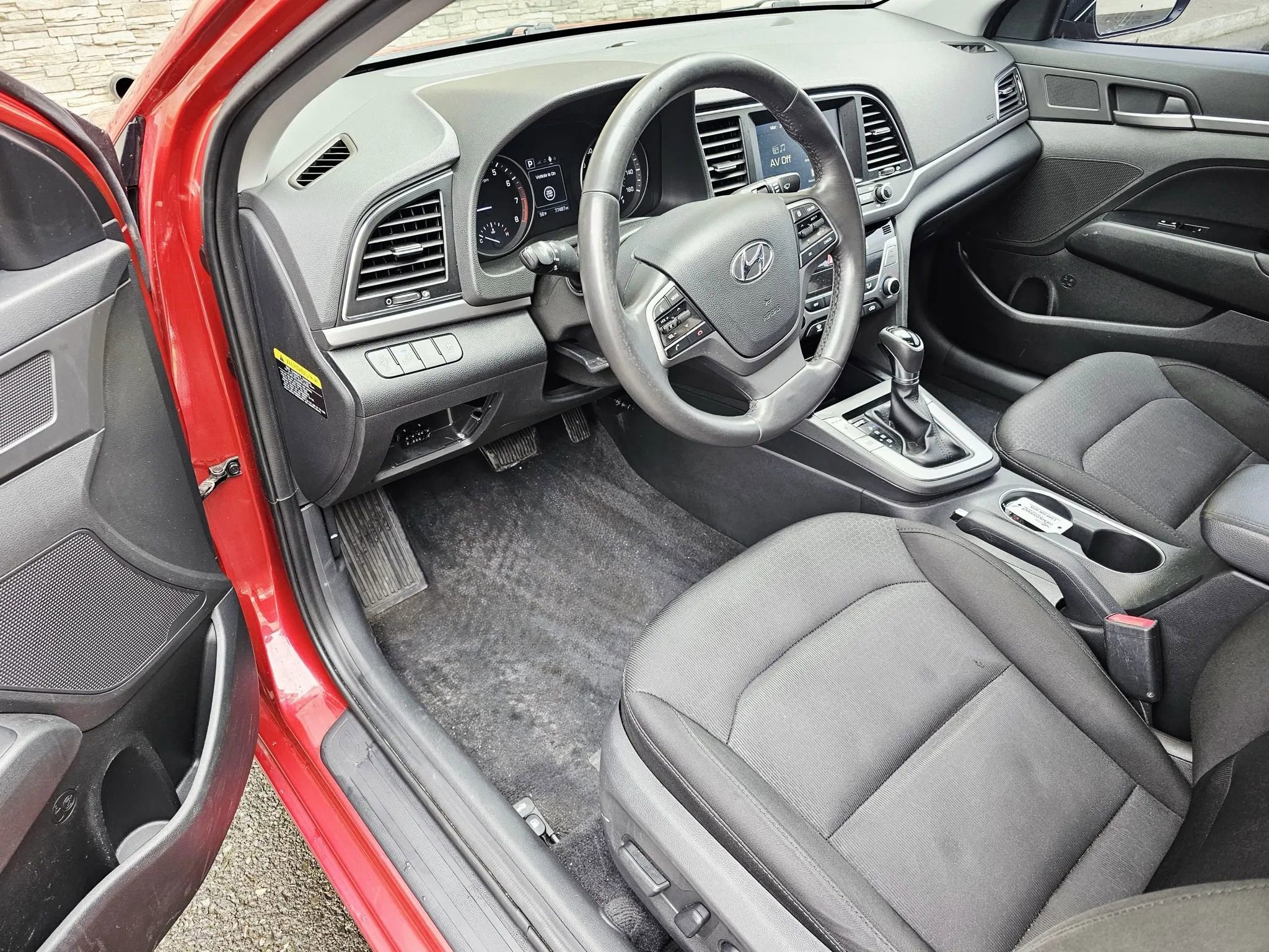 Used 2017 Hyundai Elantra Value Edition w/ Cargo Package image 7