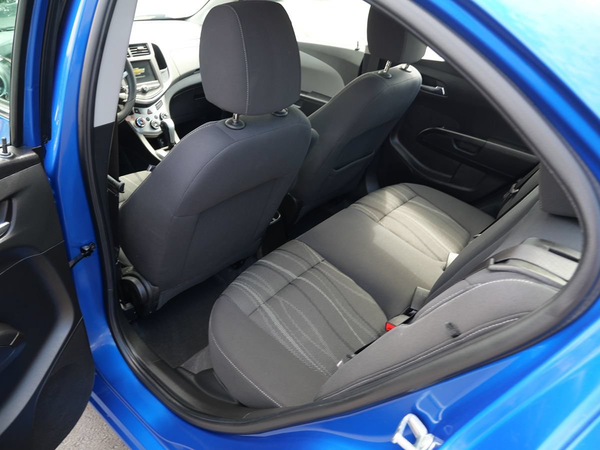 Used 2018 Chevrolet Sonic LT FWD image 18