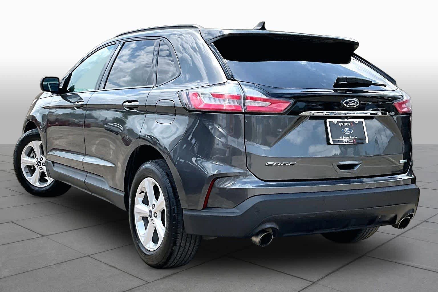 Used 2020 Ford Edge SE FWD image 12