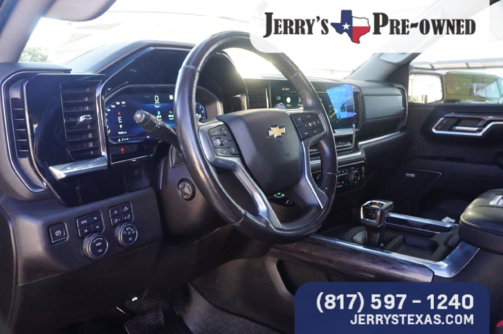 Used 2022 Chevrolet Silverado 1500 LTZ AWD/4WD image 19